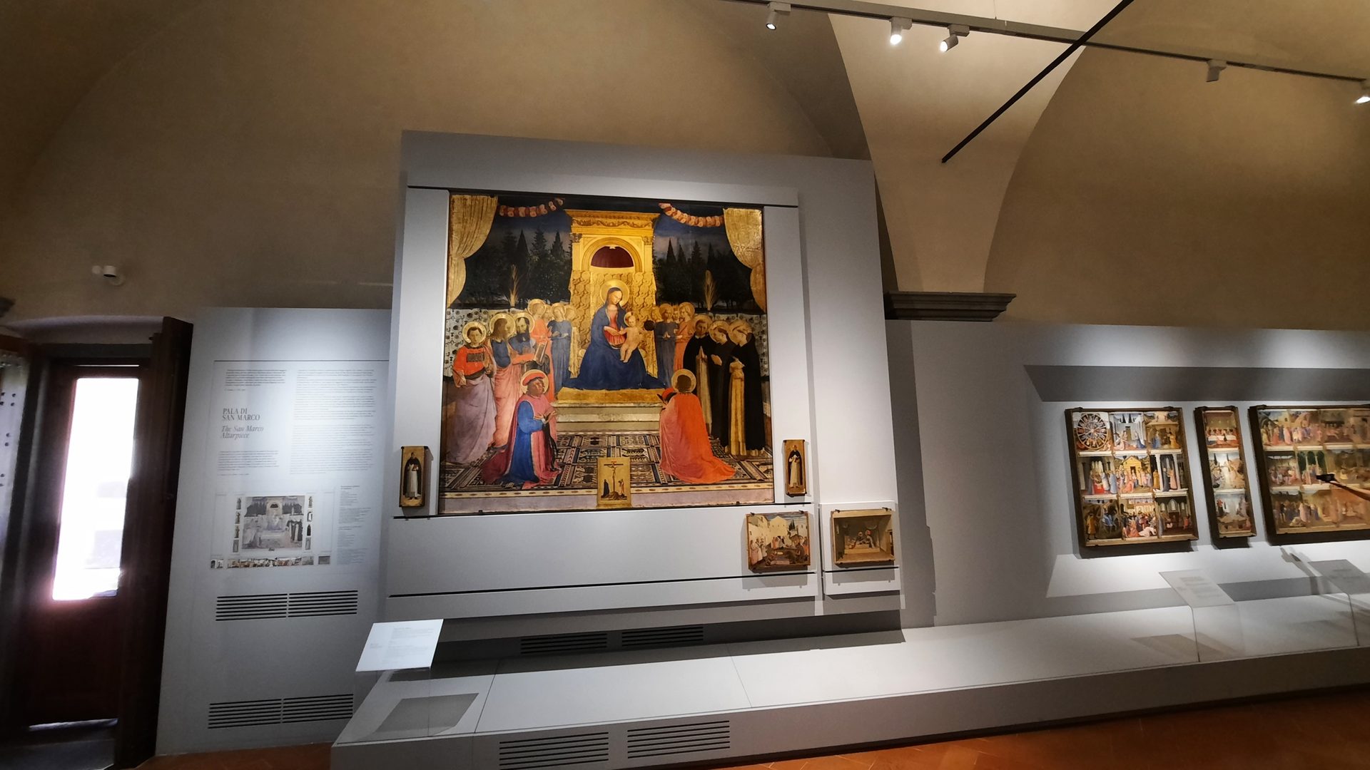 The San Marco Altarpiece by Fra Angelico, Florence - 01.jpg